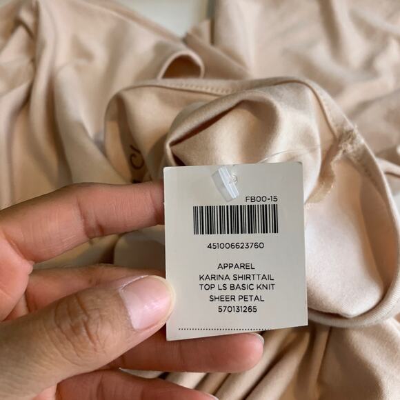 Chicos Top Women 4 Sheer Petal Karina Shirttail Long Sleeve Basic Knit ScoopNeck - Picture 7 of 12